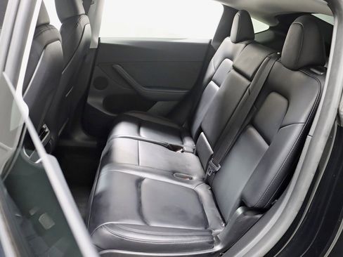 Used 2024 Tesla Model Y Long Range image 29