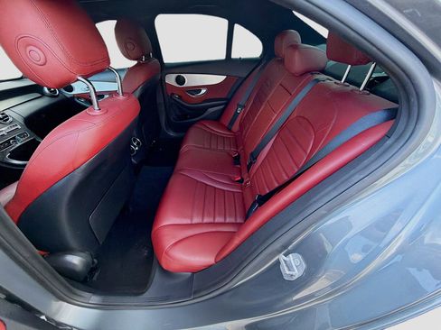 Used 2019 Mercedes-Benz C 300 Sedan image 23