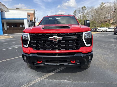 New 2026 Chevrolet Silverado 2500 ZR2 image 2