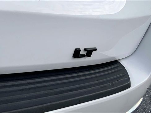 Used 2023 Chevrolet Tahoe LT w/ Luxury Package RWD image 10