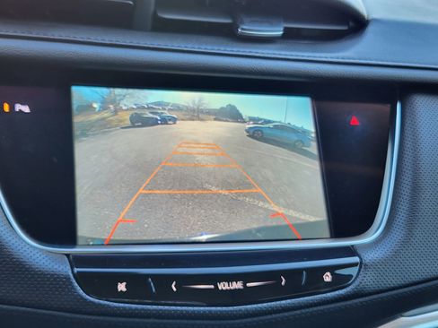 Used 2017 Cadillac XT5 Luxury w/ Driver Awareness Package image 27