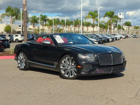 Used 2021 Bentley Continental GT V8 image 2