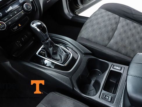 Used 2017 Nissan Rogue Sport SV w/ SV Premium Package image 61