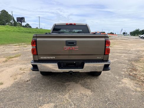 Used 2014 GMC Sierra 1500 SLT w/ SLT Crew Cab Value Package AWD/4WD image 4