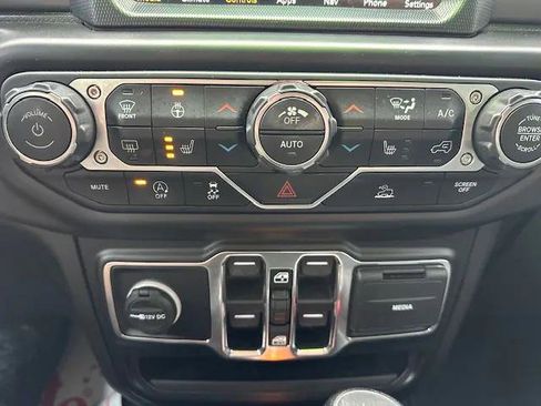 Certified 2022 Jeep Wrangler Unlimited Sport image 20