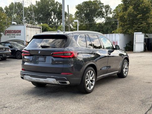 Used 2022 BMW X5 xDrive40i w/ Premium Package AWD/4WD image 5