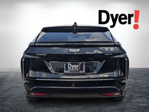 Used 2023 Cadillac Lyriq 2WD image 5