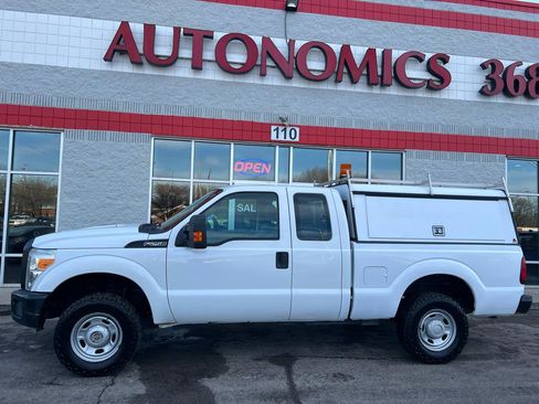 Used 2014 Ford F250 XL w/ Power Equipment Group image 3