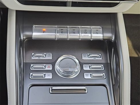 New 2026 Lincoln Nautilus Premier image 18