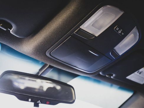 Used 2020 Hyundai Veloster N w/ Performance Package image 17