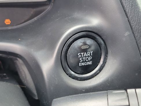 Used 2018 MAZDA MAZDA3 Touring FWD image 27
