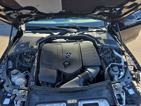 Used 2023 Mercedes-Benz C 300 4MATIC Sedan image 33
