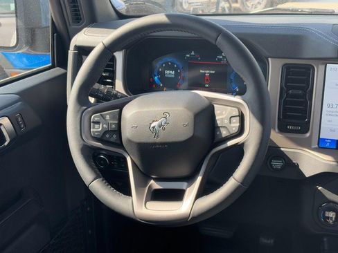 New 2025 Ford Bronco Outer Banks image 7