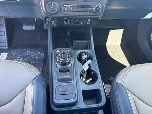New 2025 Ford Maverick Lariat AWD/4WD image 17