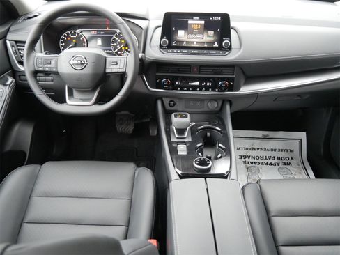 New 2026 Nissan Rogue SV image 17