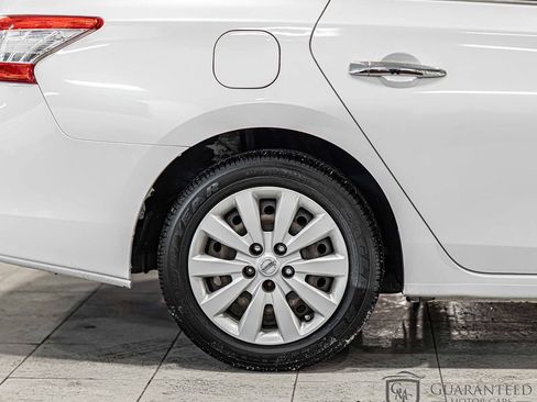 Used 2015 Nissan Sentra SL image 9