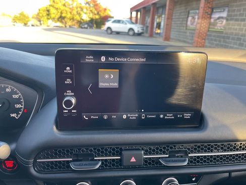 Used 2023 Honda HR-V EX-L image 67