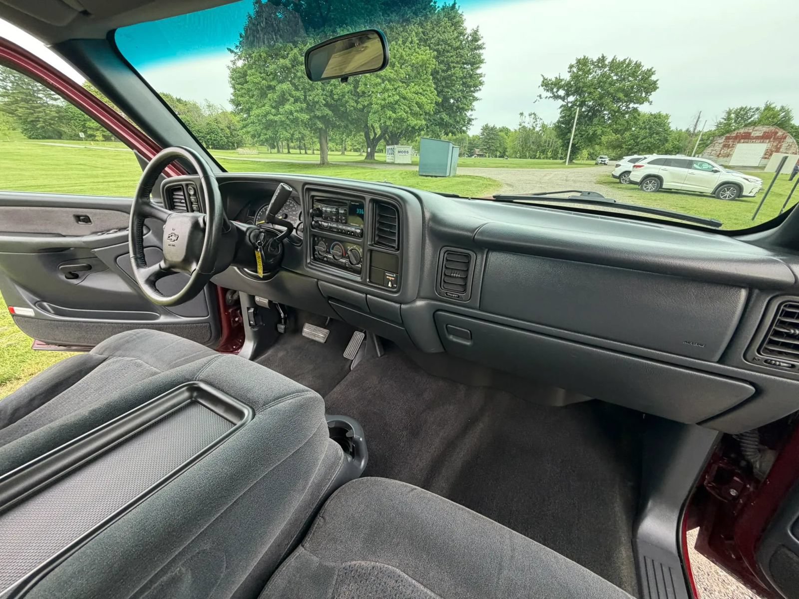 Used 2001 Chevrolet Silverado 1500 LS w/ Off-Road Chassis Pkg AWD/4WD image 68