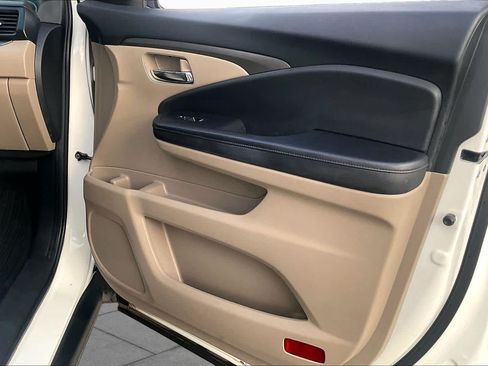 Used 2018 Honda Pilot EX-L image 23