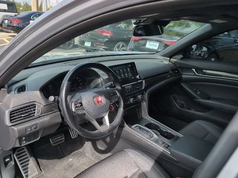 Used 2022 Honda Accord Sport image 8