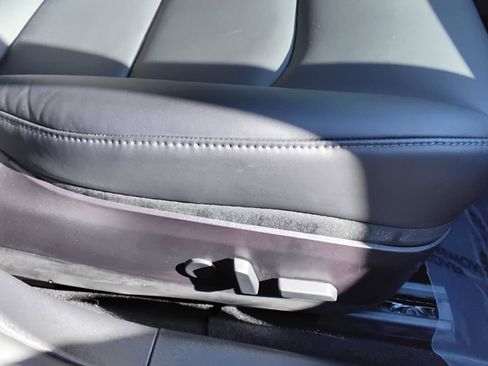 Used 2018 Tesla Model 3 Long Range image 26