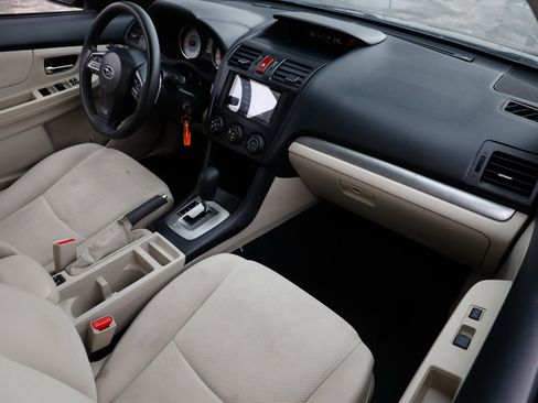 Used 2013 Subaru Impreza 2.0i Premium w/ All-Weather Pkg image 16