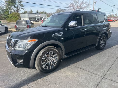 Used 2018 Nissan Armada SL w/ Moonroof Package image 5
