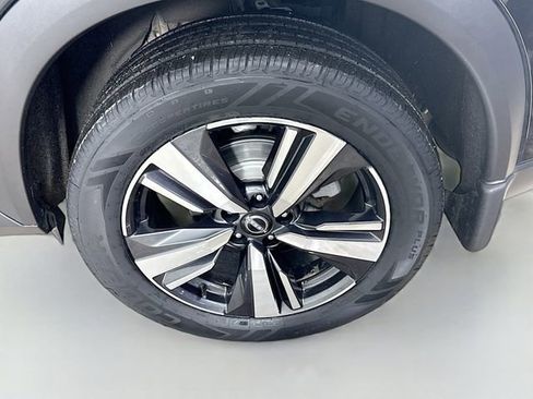 Used 2023 Nissan Rogue Platinum w/ Platinum Premium Package image 33