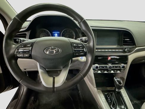 Used 2020 Hyundai Elantra Value Edition image 13