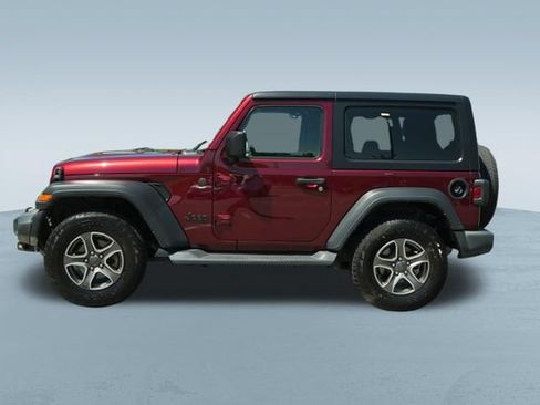 Used 2022 Jeep Wrangler Sport AWD/4WD image 4