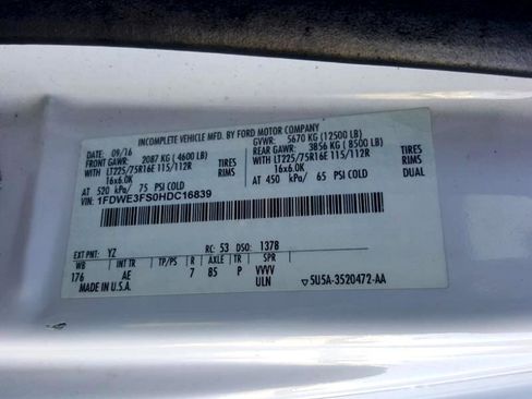 Used 2017 Ford E-350 and Econoline 350 Super Duty image 19