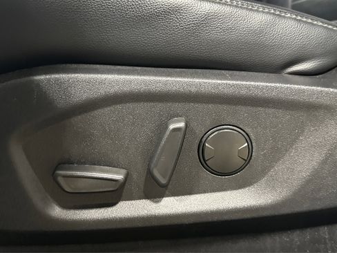 Used 2022 Ford Edge SEL image 18