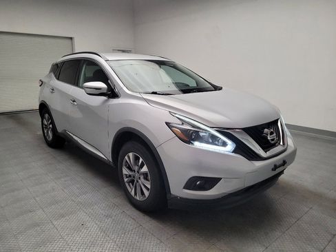 Used 2018 Nissan Murano SV FWD image 13
