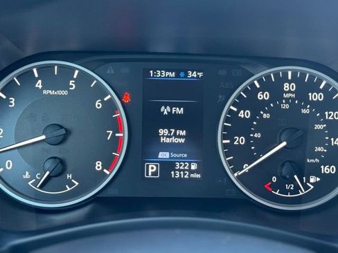 Certified 2025 Nissan Sentra S image 26