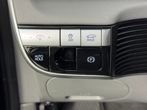 Used 2023 Hyundai Ioniq 5 SEL image 16