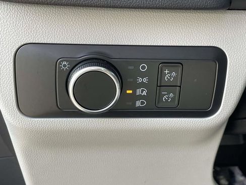 Used 2025 Ford Escape Active FWD image 18