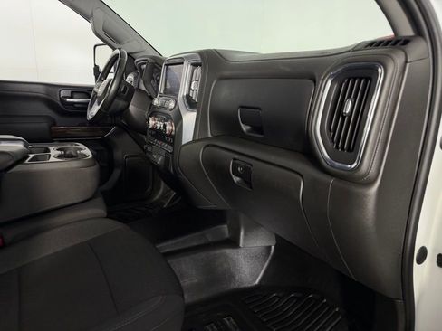 Used 2023 GMC Sierra 3500 SLE image 30