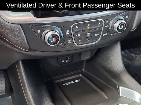 Used 2022 Chevrolet Traverse Premier w/ LPO, Floor Liner Package AWD/4WD image 44