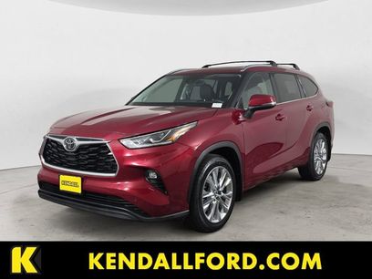 Used 2023 Toyota Highlander Limited