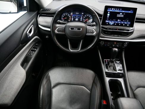 Certified 2022 Jeep Compass Latitude image 18