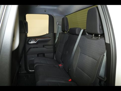 Used 2023 Chevrolet Silverado 1500 LT AWD/4WD image 32