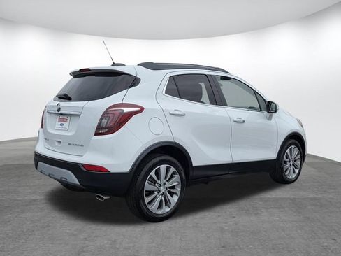 Used 2018 Buick Encore Preferred FWD image 4