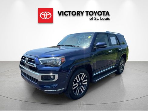 Used 2021 Toyota 4Runner Limited AWD/4WD image 7