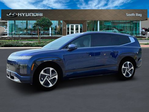 New 2026 Hyundai Ioniq 9 Limited image 2