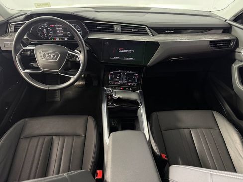Used 2024 Audi Q8 e-tron Premium Plus w/ Premium Plus Package AWD/4WD image 13