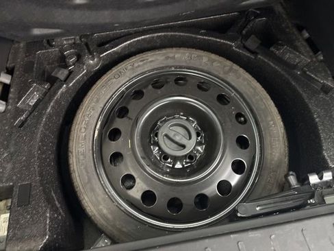 Used 2017 GMC Terrain SLE image 10