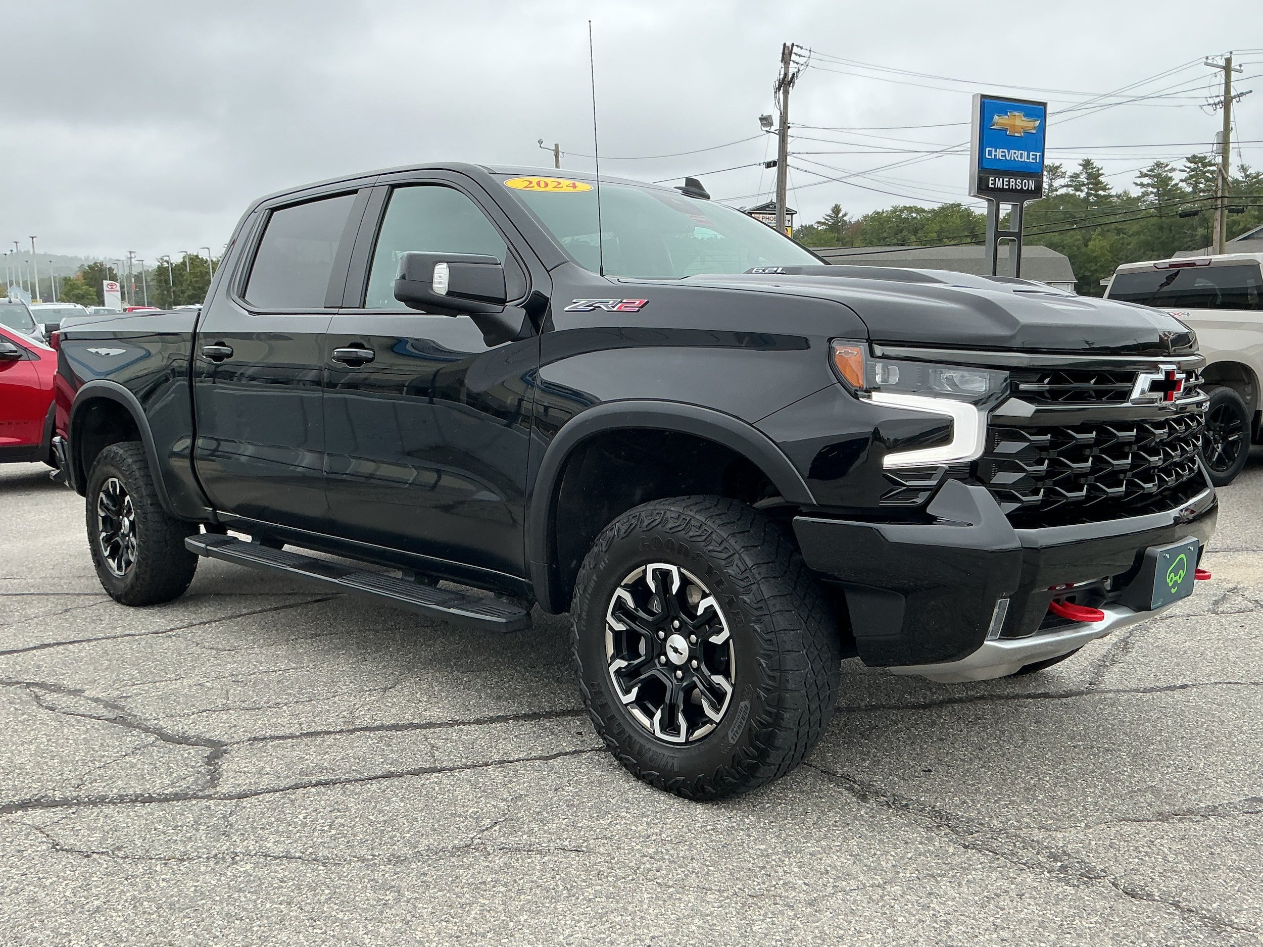 Certified 2024 Chevrolet Silverado 1500 ZR2 AWD/4WD image 3