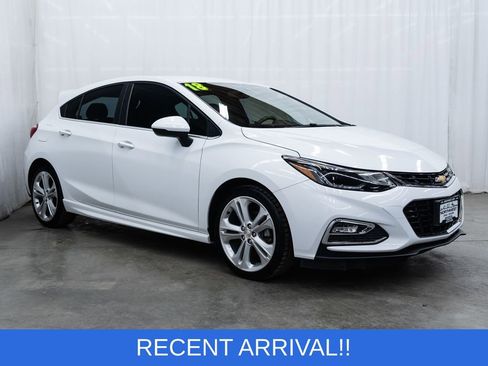 Used 2018 Chevrolet Cruze LT image 1