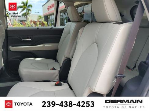 Certified 2024 Toyota Grand Highlander XLE FWD image 21