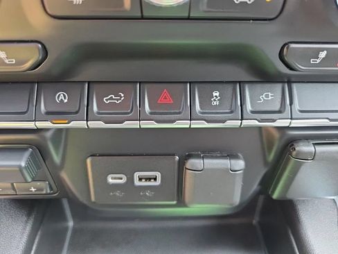 Used 2020 GMC Sierra 1500 Elevation AWD/4WD image 28